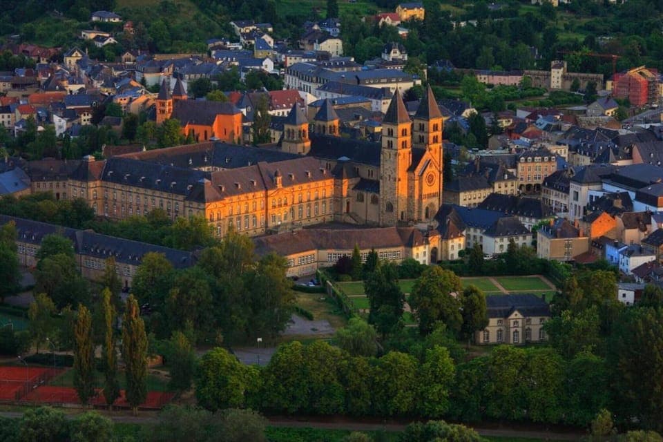 Region [summer] (>5 km)