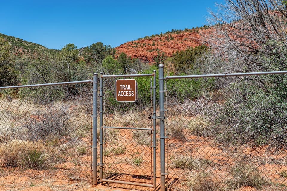 National Forest Trails for hiking & biking are only steps away from the home. 