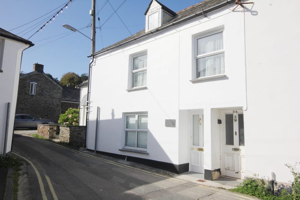 Front elevation  of 36 High Street Holiday Cottage, Padstow, North Cornwall