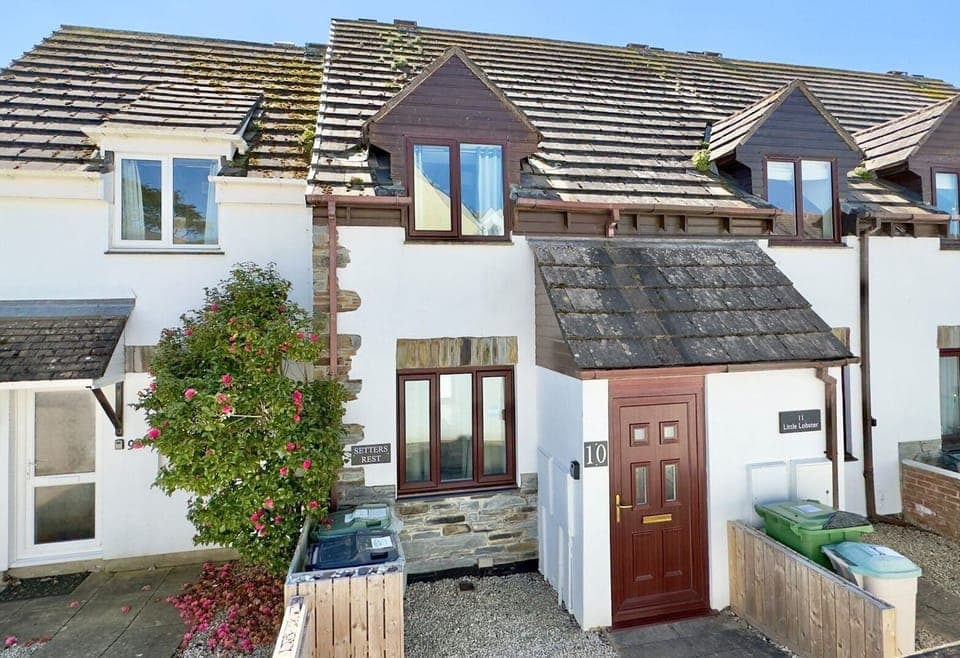 Front of Setters Rest Holiday Cottage, Padstow, North Cornwall