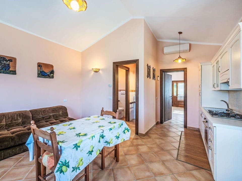 Swimming Pool, Composite Material, Apartment, Condominium, Villa, Landscaping, Resort, Hotel, Balcony, Eco Hotel