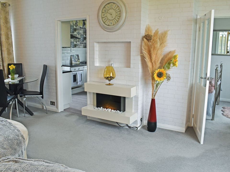 Dining Area | Outer Reach Cottage, St Osyth, near Clacton on Sea