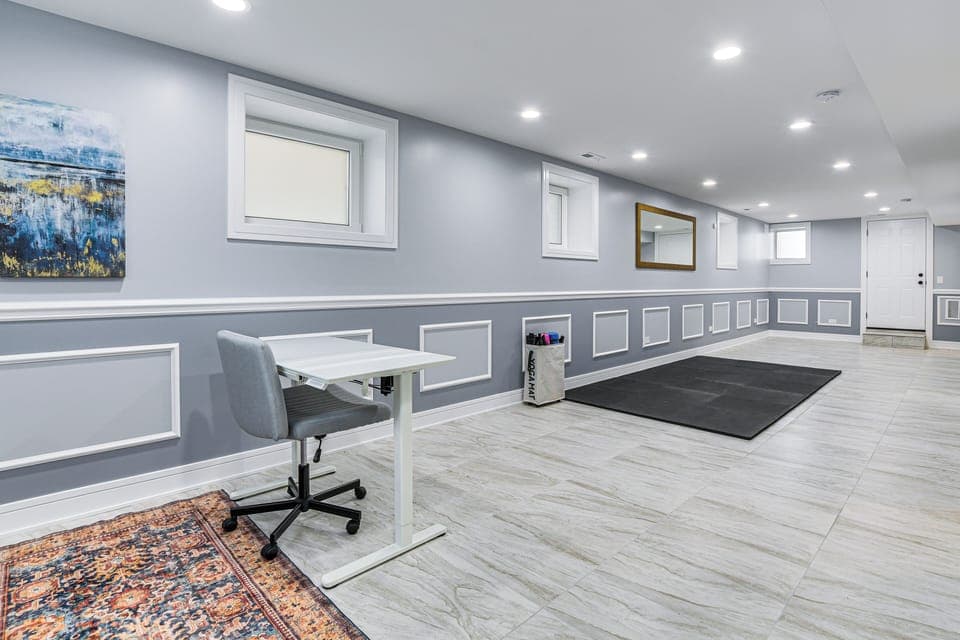 Basement | Smart TV | Yoga Mats | Workstation | 1st Floor