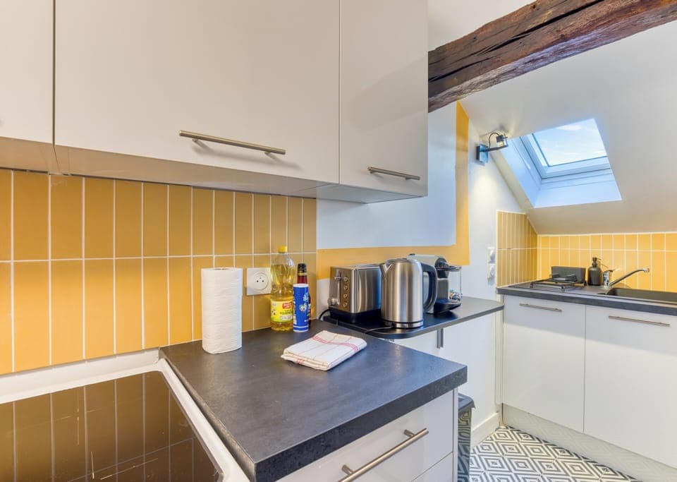 Cuisine indépendante aménagée et équipée