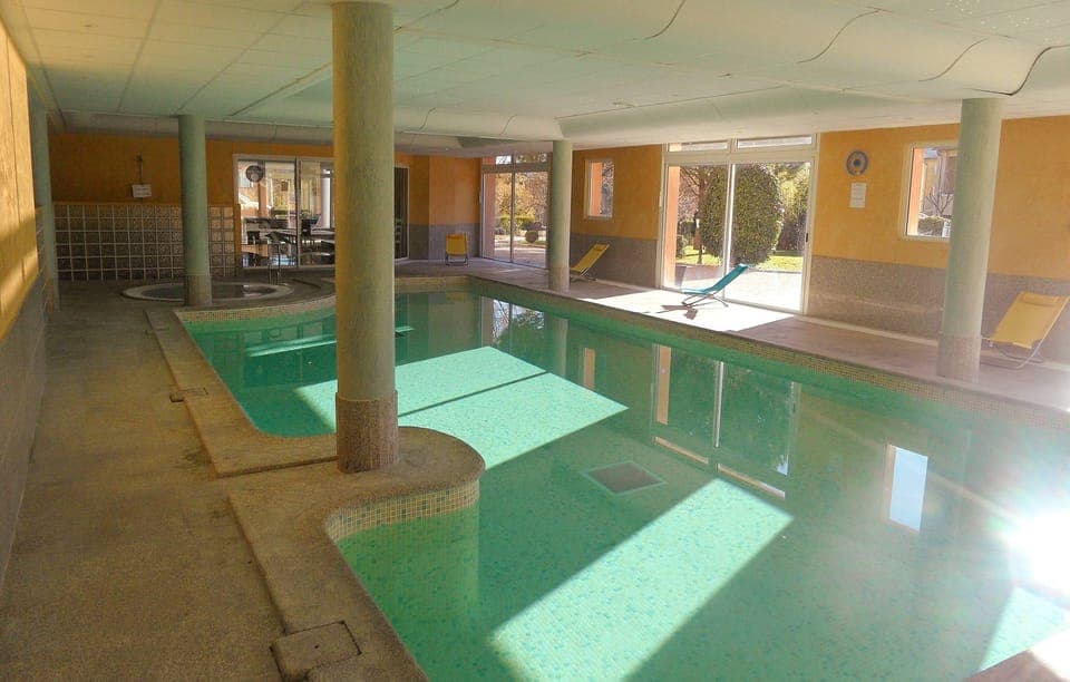 Enjoy the excellent on-site amenities including the indoor pool!