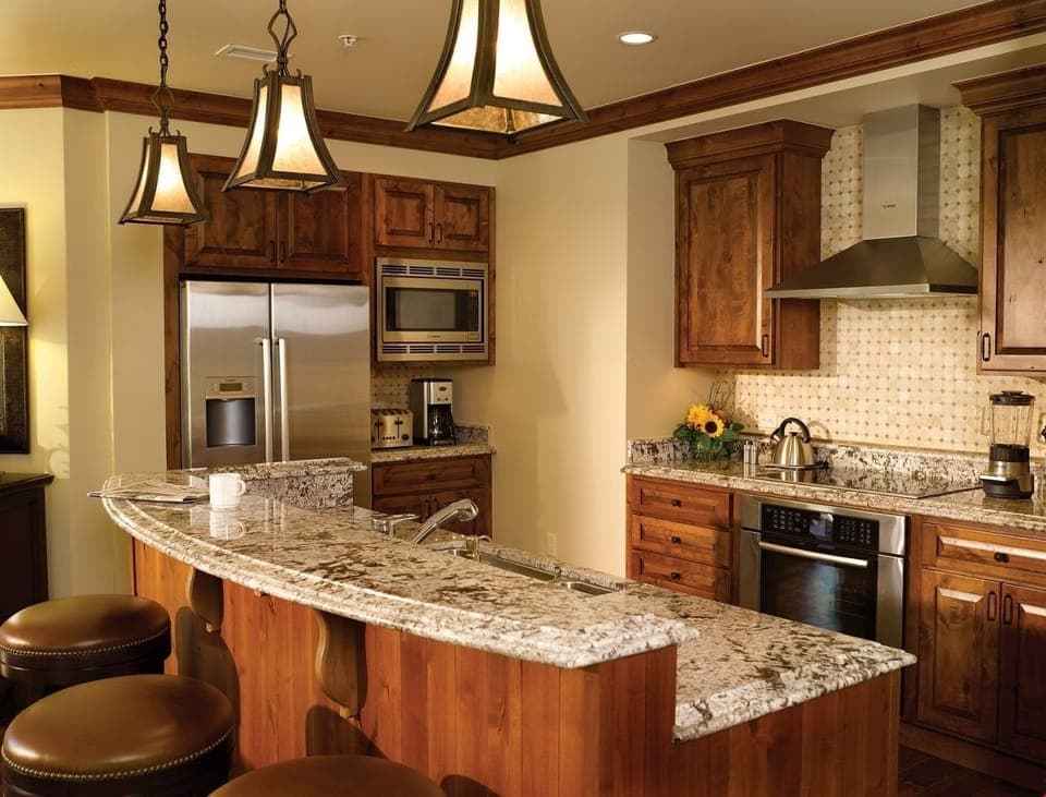 Take a seat at the breakfast bar or cook up a storm in the kitchen.