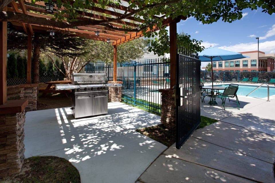 You’ll enjoy a relaxing vacation at this prime destination!