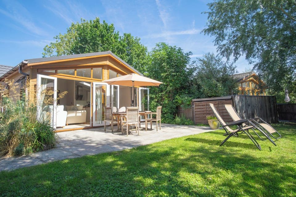 Ash lodge has a garden and patio area overlooking our fishing lake. There is a BBQ & 4 loungers too.