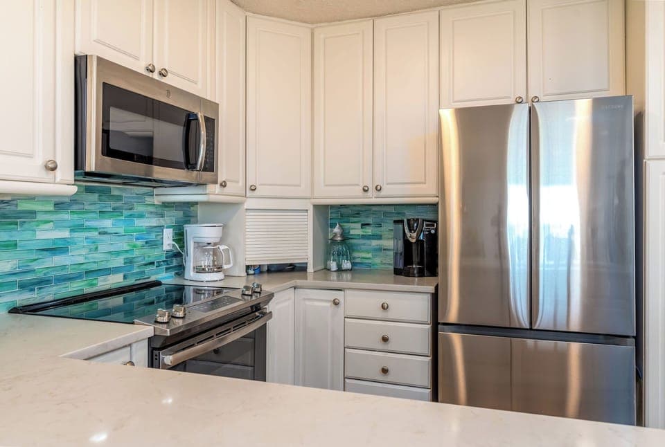LL II 2nd floor Kitchen 1