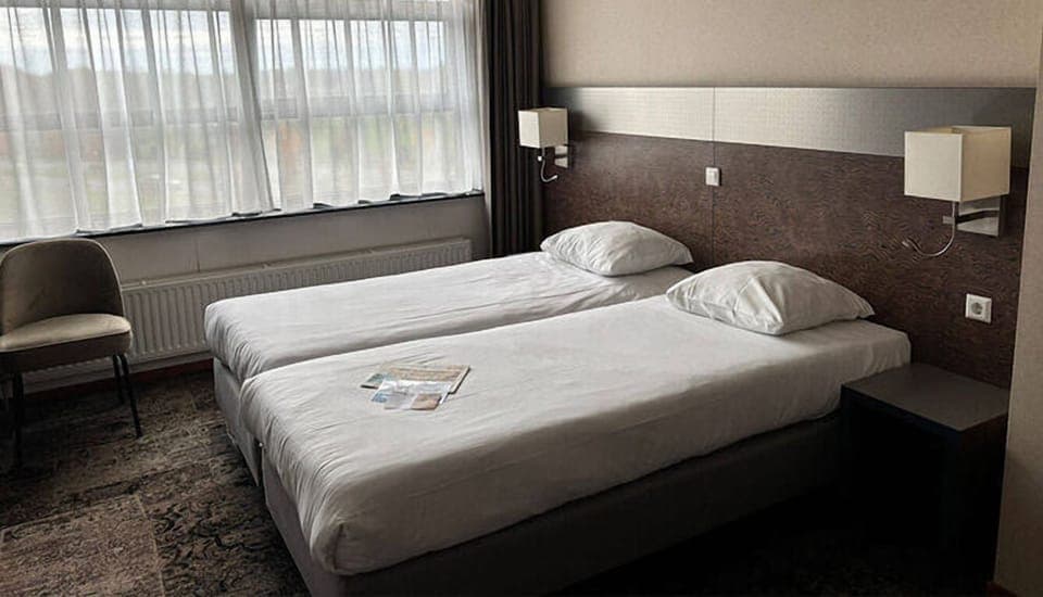 Unit with Two Twin size beds