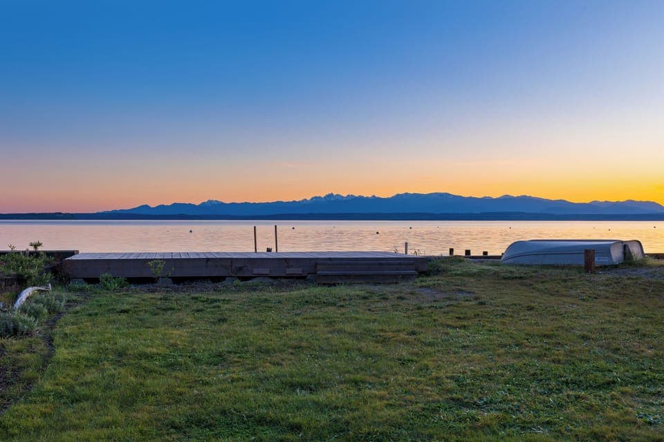 Scenic waterfront perfect for aquatic adventures.