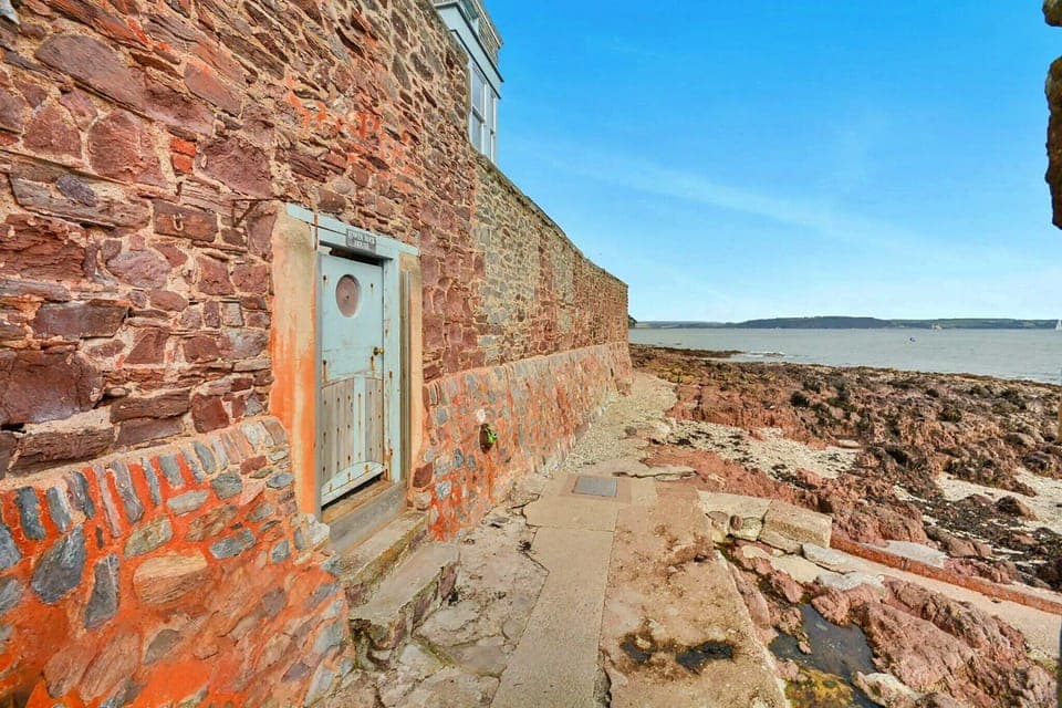 Region [summer] (>5 km)