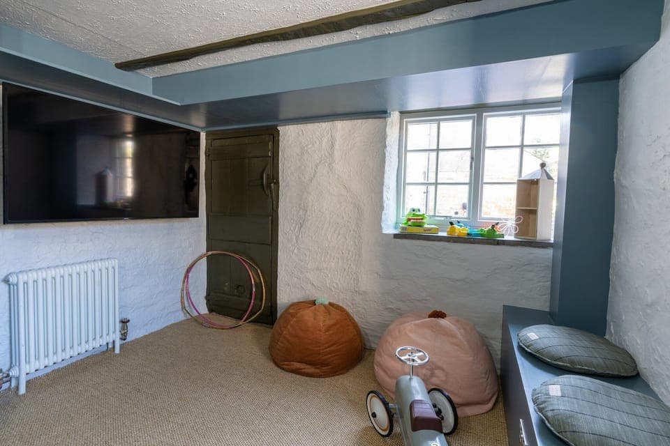 Entrance / Reception