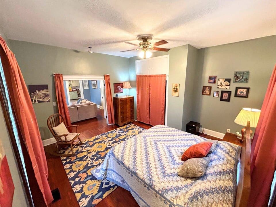 Bedroom #1, King Bed