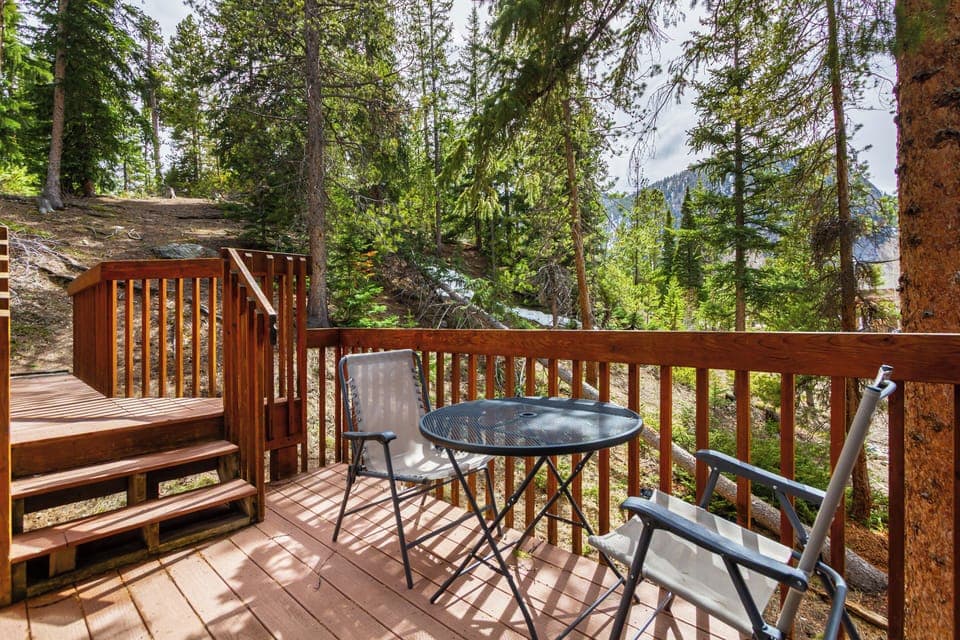 Deck seating