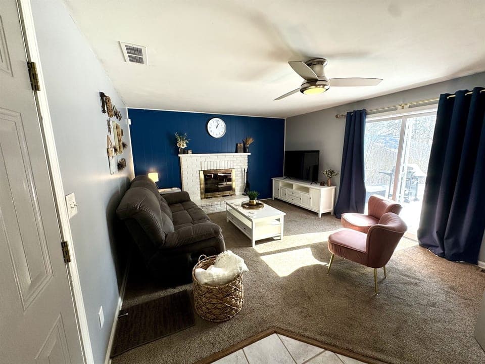 Cozy Family Room and Fireplace!