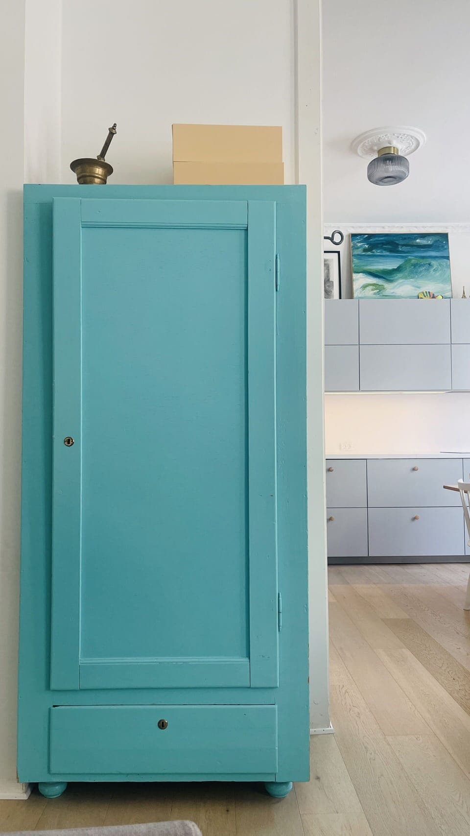 Room Detail