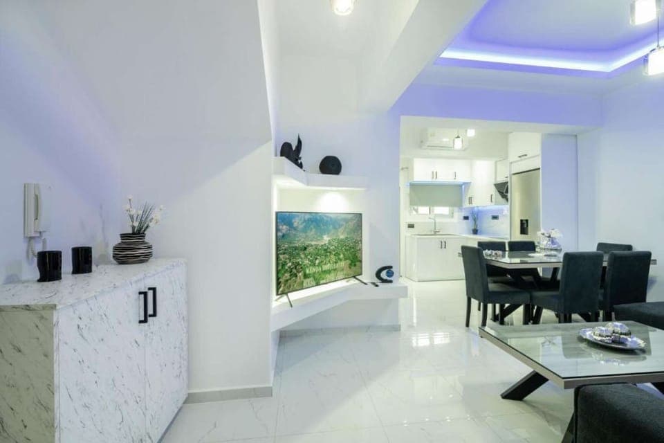living room,kitchen