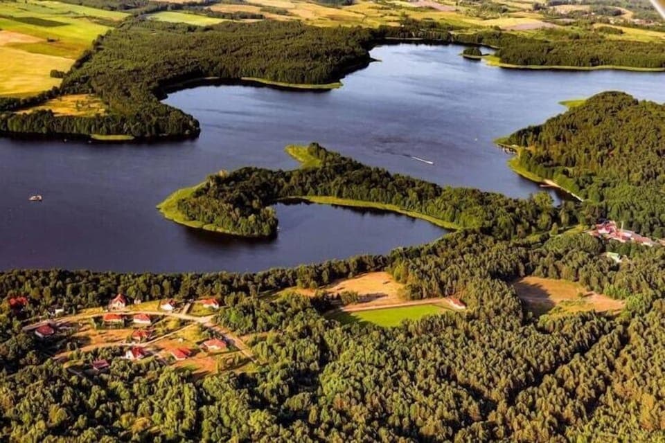 Region [summer] (>5 km)