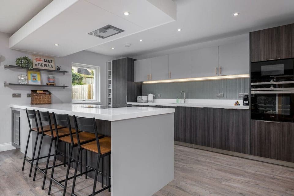 Open Plan Kitchen & Dining Area