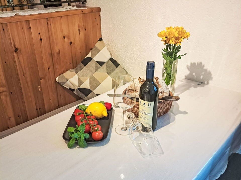 Tableware, Furniture, Table, Drinkware, Food, Tablecloth, Serveware, Ingredient, Bottle, Fruit