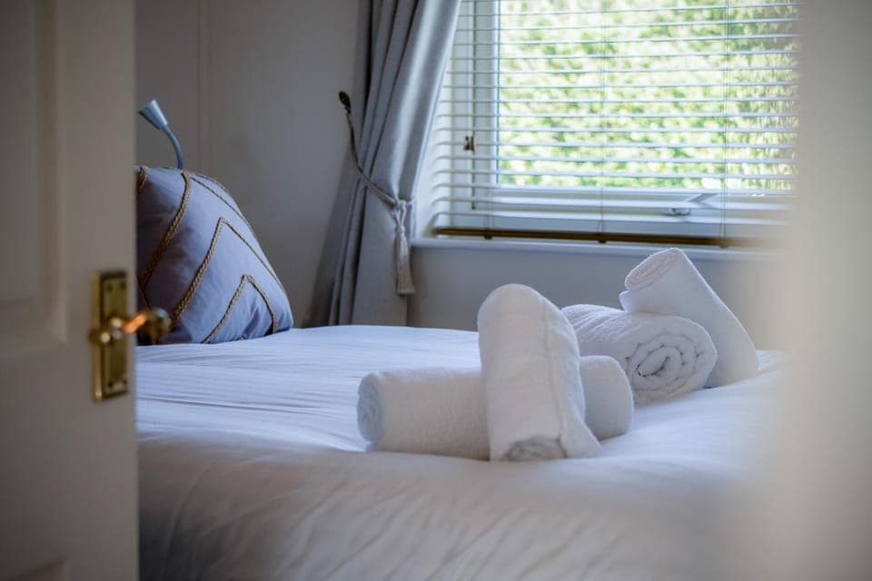 Bayview 72 - 2 Bedroom Chalet - Bayview Oxwich (7143)