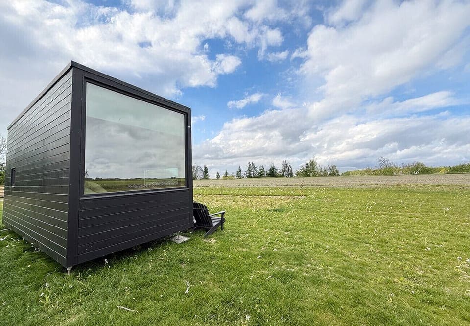 Exterior of Camping Hofstede Zonnevliet - Tiny house