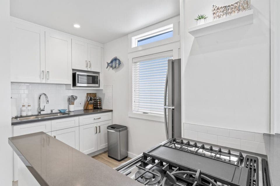 Fully stocked chefs kitchen