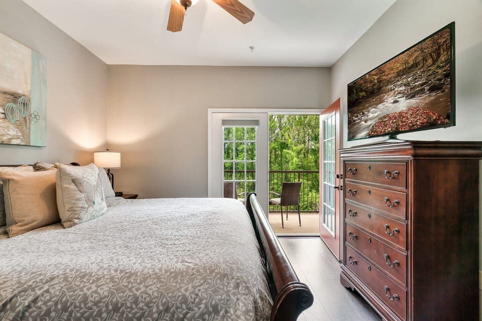 King Bedroom Balcony