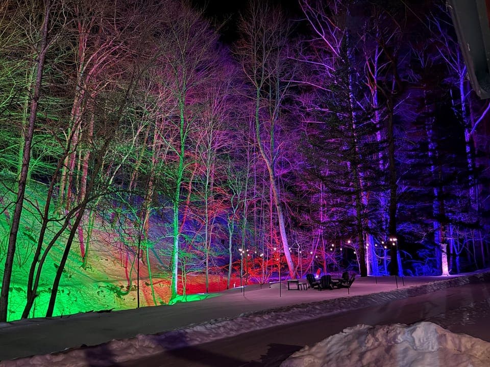 Exterior - Beautiful Exterior Light Show with Snow 