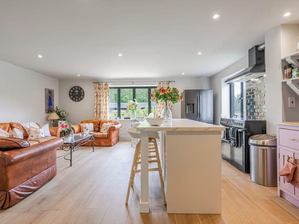Open plan living space | Moat Farm, Tring