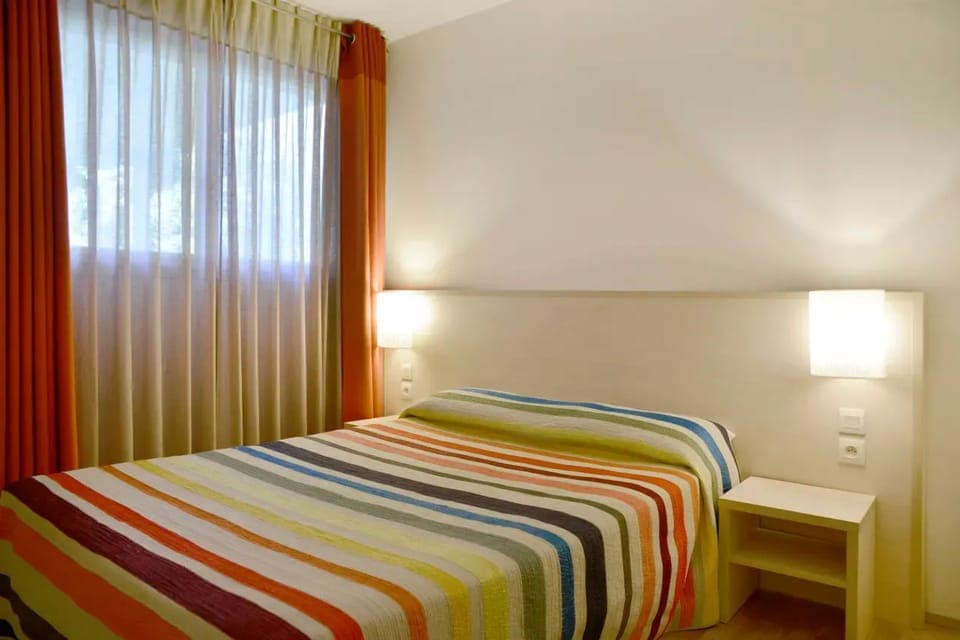 Unit with Double bed