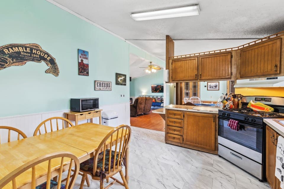 Open kitchen