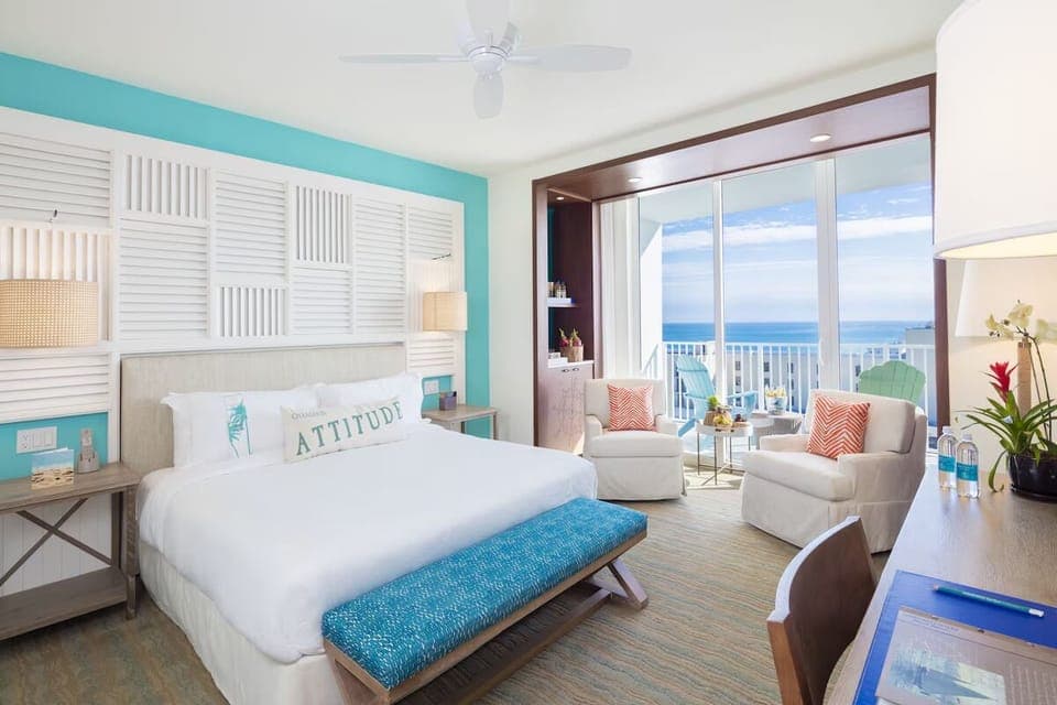 Unit with 1 King bed. Exact unit will be assigned upon arrival. Views, colors, and decor may vary.