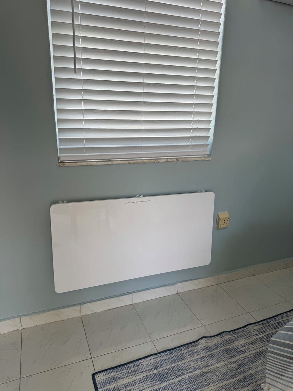 Collapsed work station