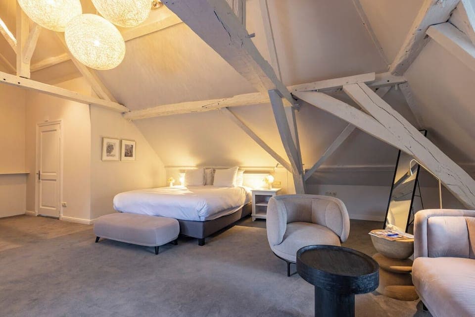 Comfortable Unit with Queen size bed