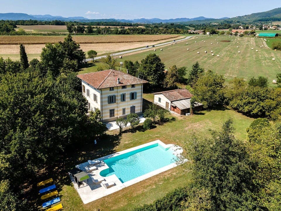 Building Exterior, Garden, Outdoor, Pool