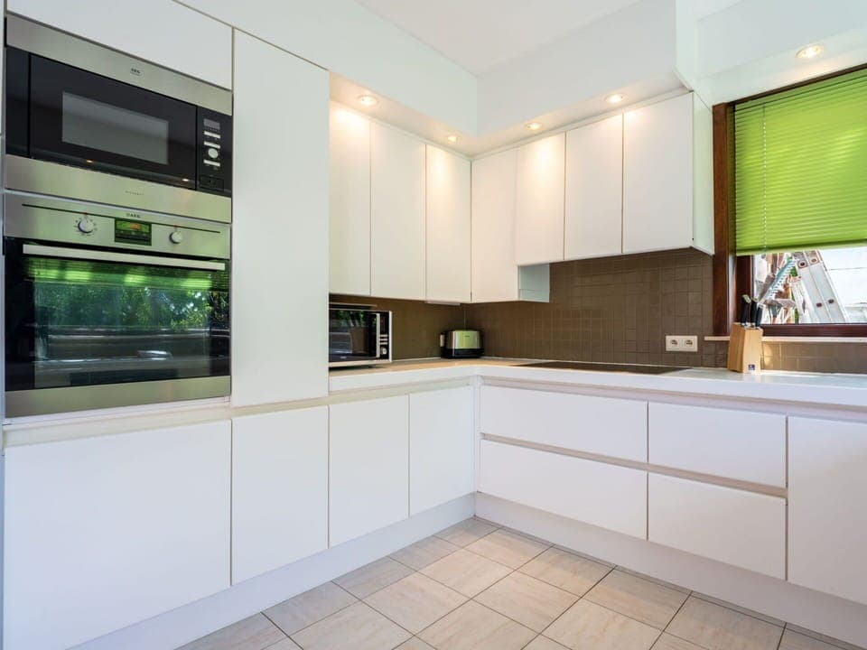 Kitchen, Kitchen Appliance, Interior Design, Cabinetry, Countertop, Flooring, Major Appliance, Wood, Ceiling, Home