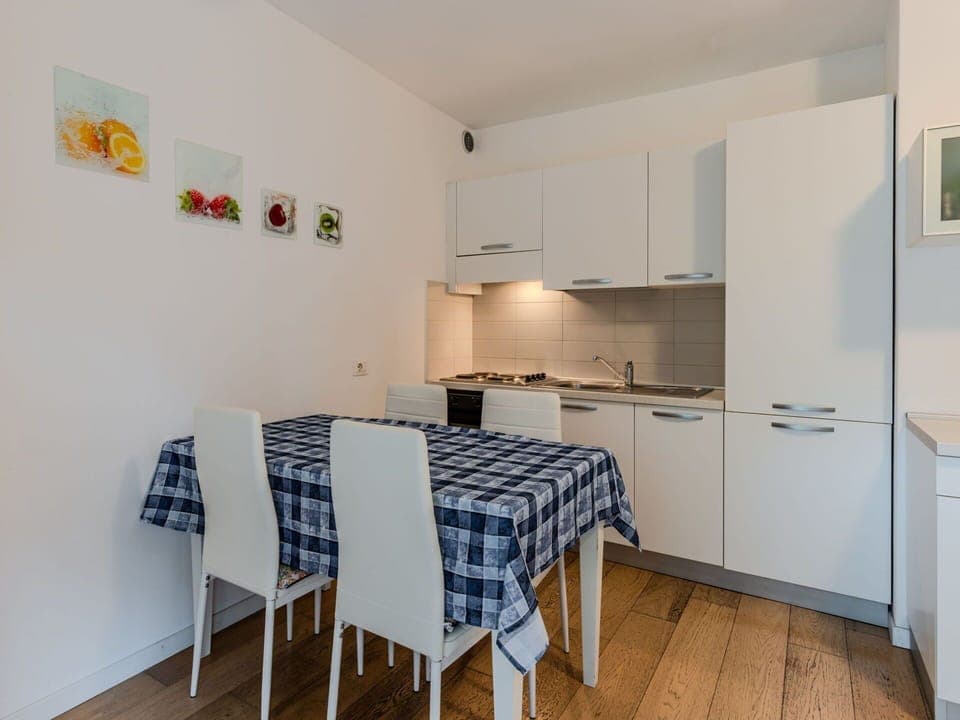 Outdoor Furniture, Home, Furniture, Door, Outdoor Table, Chair, Kitchen & Dining Room Table, Shade, Balcony, Porch