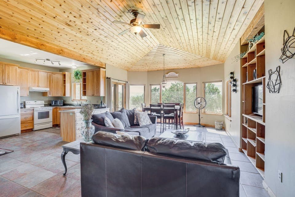 Hotchkiss Vacation Rental | 3BR | 2BA | 1,450 Sq Ft | Step-Free Access