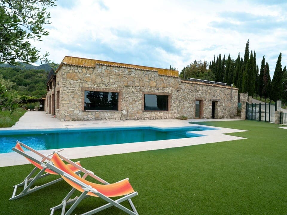 Swimming Pool, Estate, Garden, Shade, Resort, Landscaping, Farmhouse, Villa, Hacienda, Eco Hotel