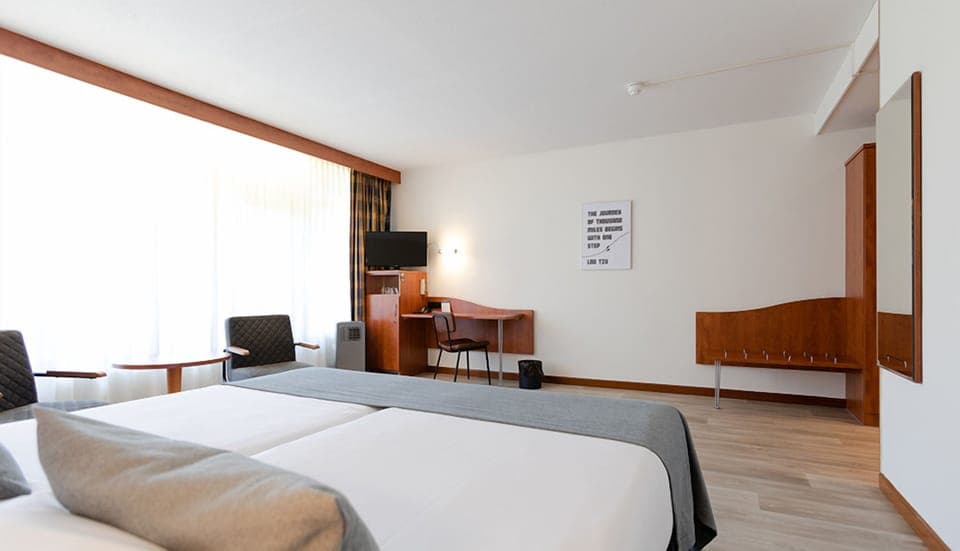 Unit with 2 Twin beds