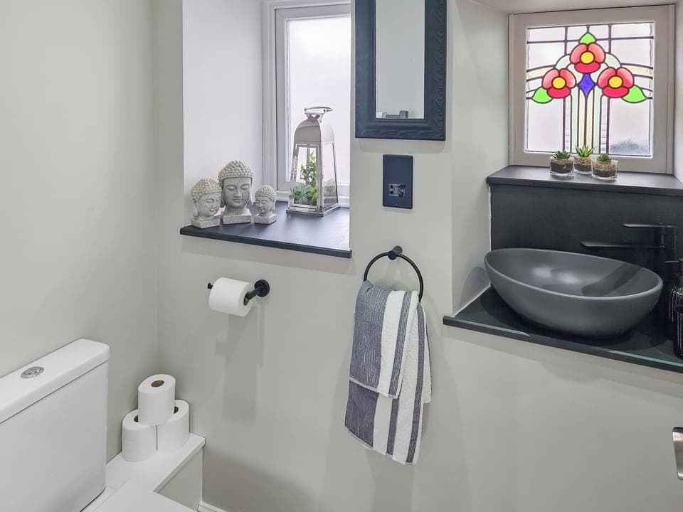 Bathroom | The Granite Flat, Dalbeattie