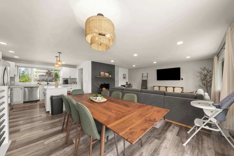 Main Floor Kitchen / Dining / Living Room