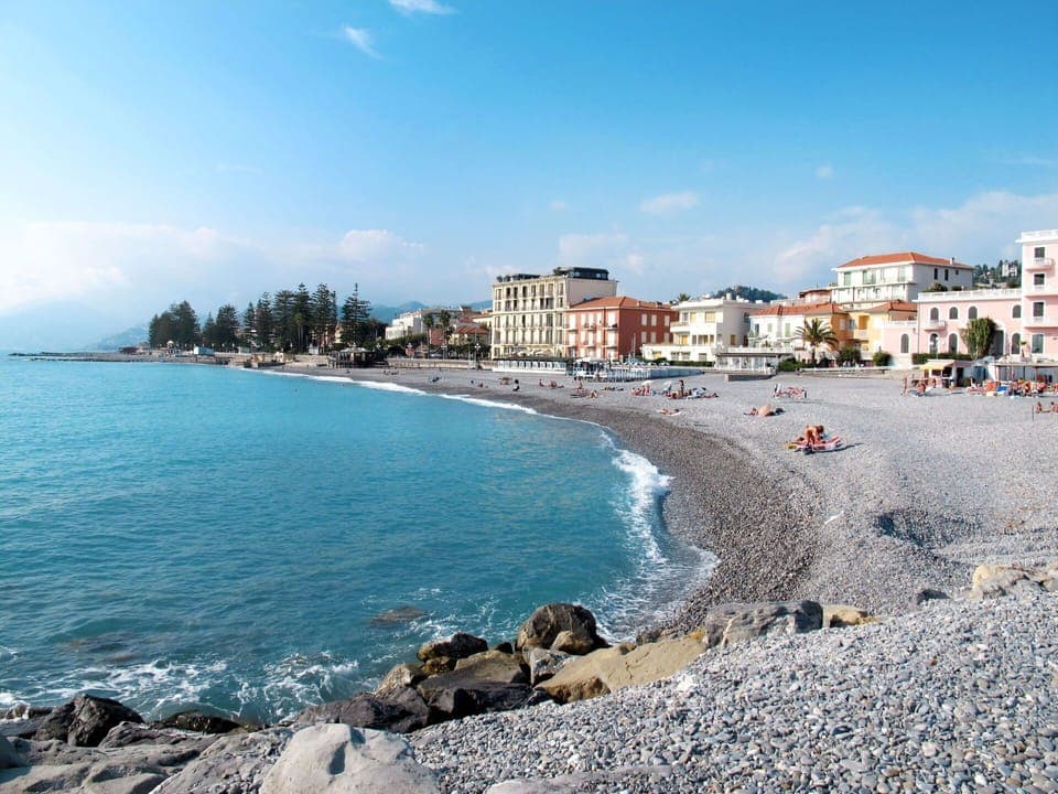 Body Of Water, Coast, Beach, Shore, Coastal And Oceanic Landforms, Sea, Ocean, Wind Wave, Sand