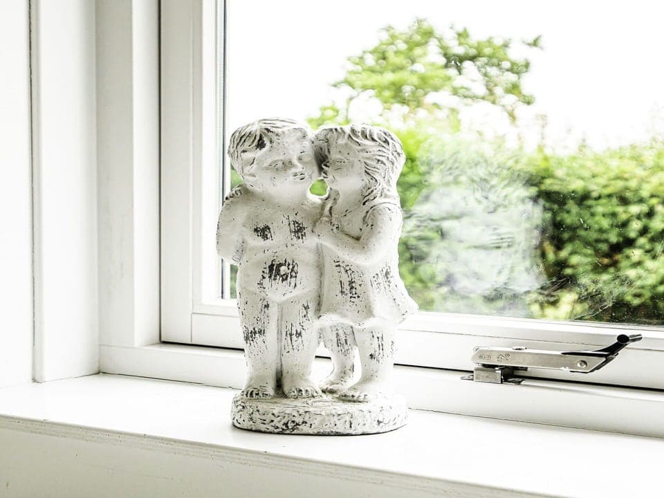 Sculpture, Love, Statue, Lawn Ornament, Porcelain, Ceramic