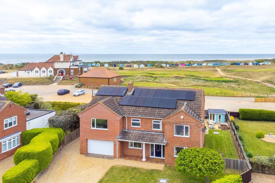 Sea Vista, Old Hunstanton: The beach is calling....
