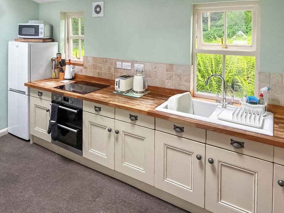 Kitchen | Professors Cottage, Girvan