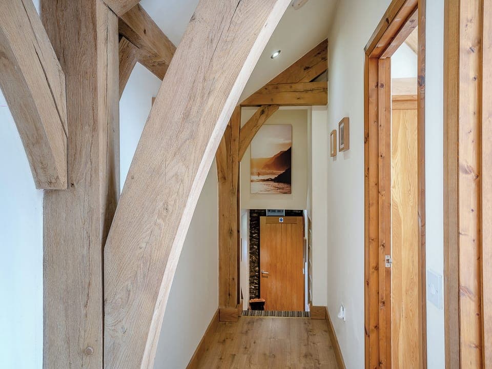 Interior | Y Beudy - Tir Cethin Farm, Pen-clawdd