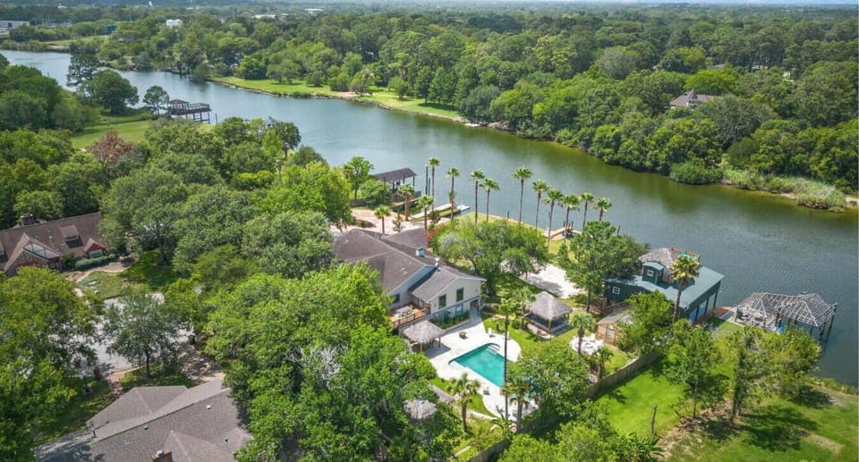 Welcome to Casa on the Bayou by BeachBox